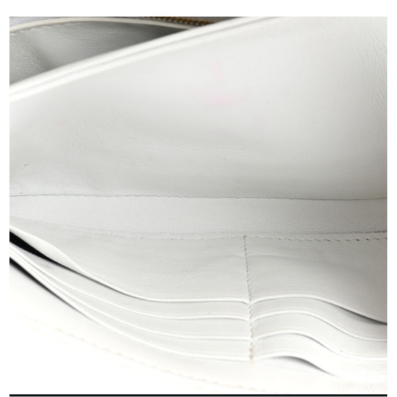 Used ONCE for a wedding (PERFECT BAG FOR ALMOST ANY OCCASION!) + Great size! - Picture 4 of 6